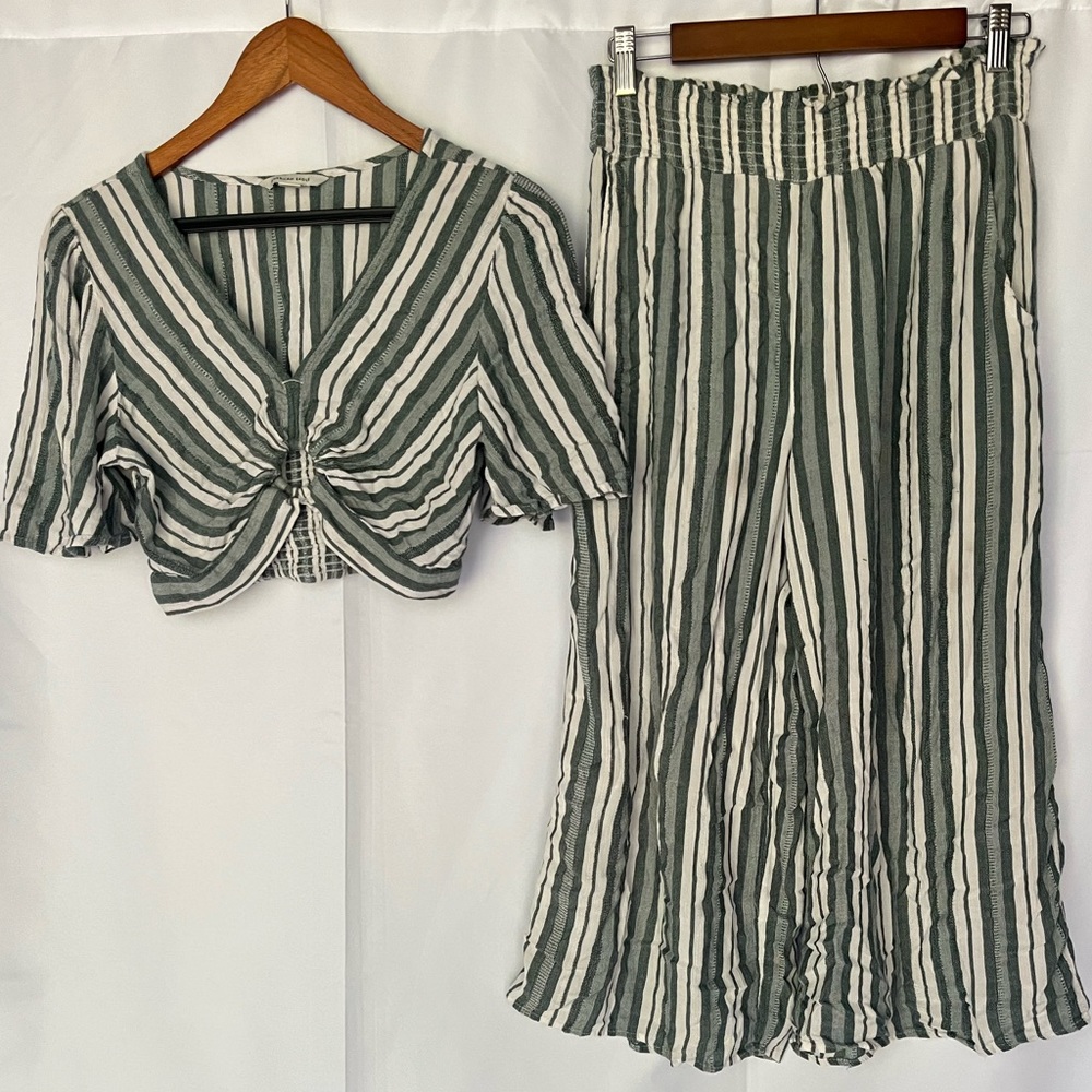 American Eagle 2 Piece Set